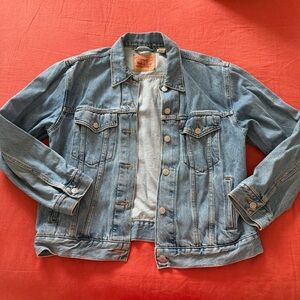 Levi's 90s Trucker Light Blue Denim Jacket